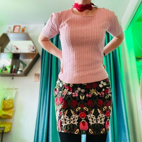 Lucy Paris Embroidered Skirt Floral Spring Black Red XS - Picture 2 of 2